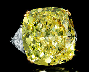 .LOt.242 43.49ct Fancy Intense Yellow VS1 by GRAFF