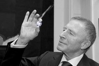 LG holding Constellation diamond