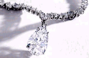 10.02ct D IF Type2a + 30ct Nec by Harry Winston